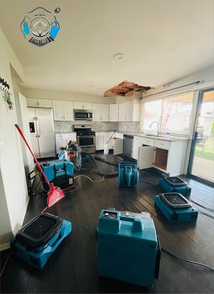 Water Damage Restoration in Phoenix, AZ (1)